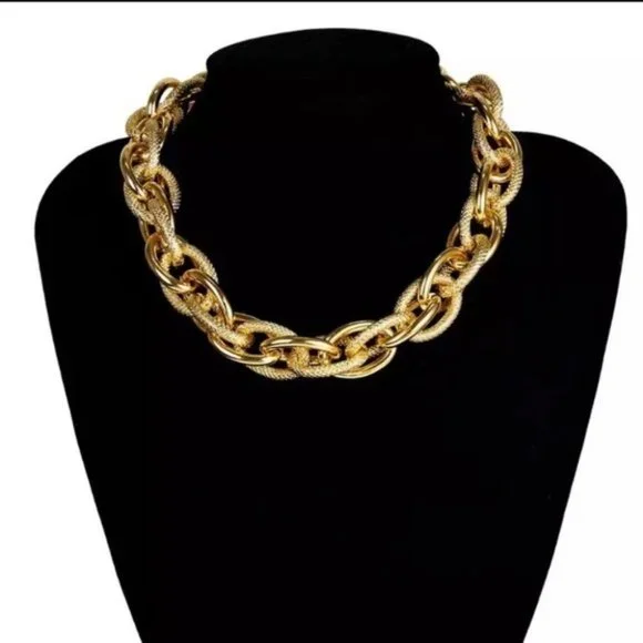 18K Gold Chunky Choker Chain Necklace and Bracelet Set - Picture 4 of 7